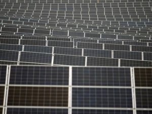 Güneş enerjisi panelinde yerli oranı yüzde 95'i bulacak