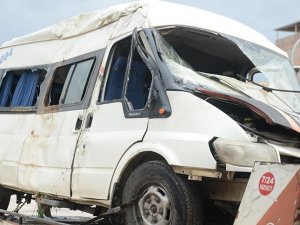 Kilis'te meydana gelen trafik kazasında 12 kişi yaralandı