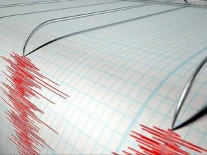 Papua Yeni Gine'de deprem