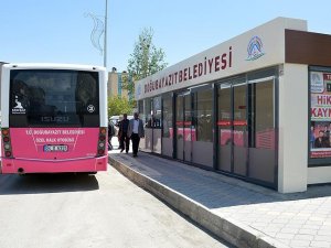 İnternet erişimli ve klimalı otobüs durakları yoğun ilgi gördü