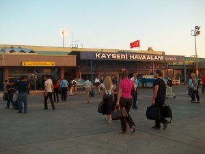 Kayseri Havalimanı'nda yolcu sayısı arttı