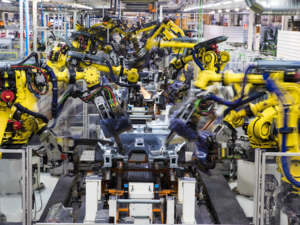SEAT üretim merkezinde 2 bin robot çalışıyor