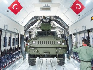 Airbus A400M, Arlan zırhlı aracını başarıyla yükledi