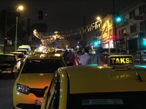 Taksicilerden 'UBER' teşekkürü