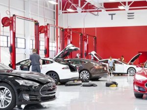 Tesla, İstanbul'da servis müdürü arıyor