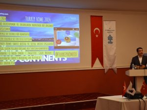 Marmaris'te turizmcilere dijital dünyada pazarlama anlatıldı