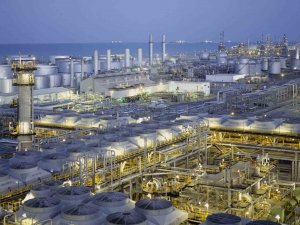 Saudi Aramco ile Adnoc Hindistan'da ortak oluyor