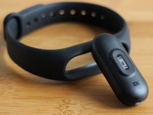 BİM'den uygun fiyata Xiaomi Mi Band 2!