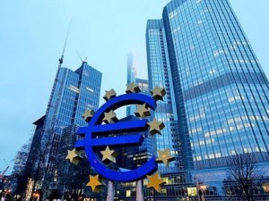 Euro Bölgesi'nde enflasyon yüzde 2'ye yükseldi