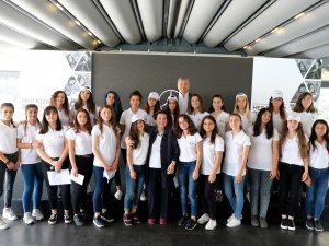 Mercedes-Benz Türk istihdamda kadın-erkek eşitliğini hedefliyor