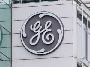 General Electric, dijital işlerine alıcı arıyor