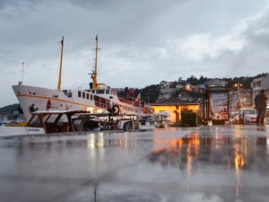 Meteoroloji İstanbul için sağanak yağış uyarısında bulundu