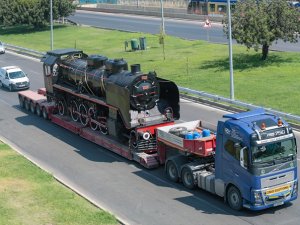Tarihi lokomotif Antalya'da sergilenecek