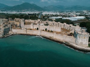 Akdeniz'in binlerce yıllık tanığı: Mamure Kalesi