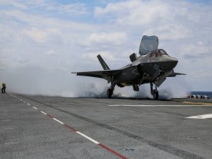 İlk F-35B saldırısı Taliban'a yapıldı