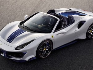 Ferrari 488 Pista Spider Türkiye'ye geliyor