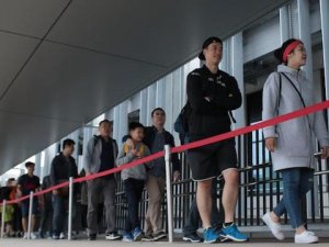 Toyosu Fish Market ziyaretçi akınına uğradı