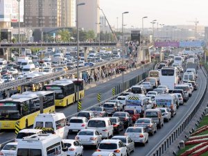 Kural ihlalleri ekonomiyi canlandırdı