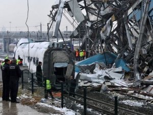 Tren kazasında telsizler incelemeye alındı