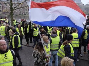 Hükümet karşıtı protesto yapıldı