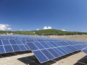 Güneş enerjisi yatırımının ilk fazı devrede