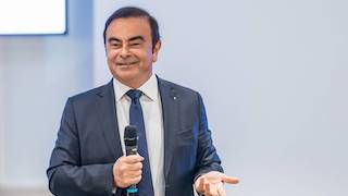 Carlos Ghosn'u kovdular!