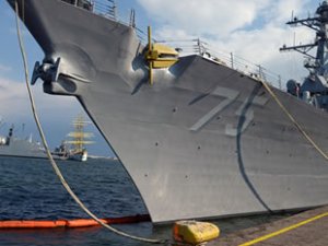 ‘USS Donald Cook’ destroyeri, Odessa Limanı’na demirledi