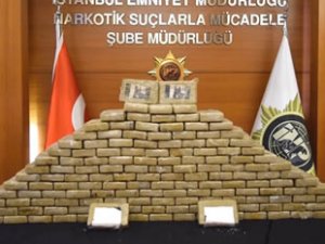 İstanbul'da muz yüklü konteynerden 185 kilo kokain çıktı