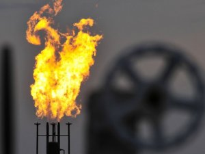OPEC, petrol arzında değişikliğe gitmiyor