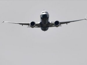 Boeing 737 MAX yolcu uçaklarının üretimini azaltıyor