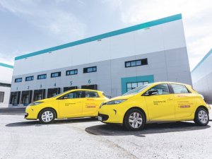 DHL Global Forwarding, kargo terminalinde ofis ve depo kurdu