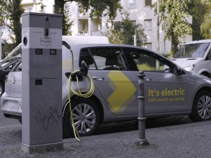 Volkswagen tam elektrikli araç paylaşım hizmeti
