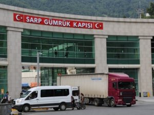 Sarp Sınır Kapısı'ndan kimliksiz geçişler 15 TL'den 50 TL'ye çıkartıldı