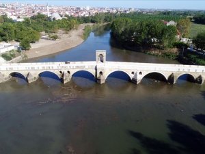 Tarihi Tunca Köprüsü'nün restorasyonu tamamlandı