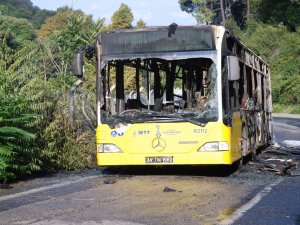 Beykoz'da İETT otobüsü yandı