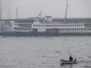 İstanbul'da sis nedeniyle bazı vapur seferleri iptal edildi