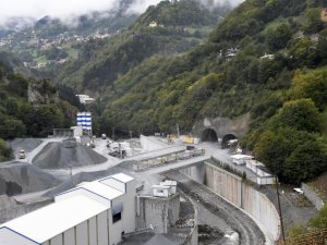 Yeni Zigana Tüneli'nde ışığa 11 kilometre kaldı