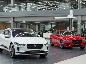 Yeni Jaguar Tasarım Stüdyosu kapılarını açtı