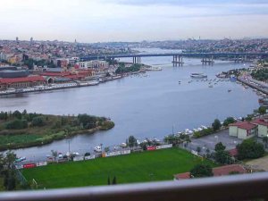 'İstanbul'da atık su doğrudan denize karışıyor'