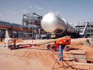 Saudi Aramco halka arzdan 25 milyar dolar gelir hedefliyor