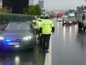 İçişleri Bakanlığı: Çakar uygulamasında eski milletvekillerine ayrıcalık yok