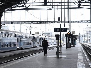 Fransa'da 5-8 Aralık'ta tren bileti satılmayacak