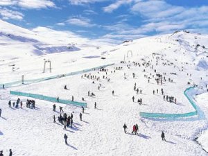 Kış turizminin gözdelerinden olan Palandöken yılbaşına hazır