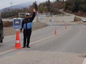 Düziçi Belediyesi ilçeye giren araçlardan 'ayak bastı' parası alıyor