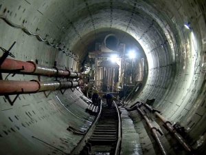 Çin, dünyanın en uzun deniz altı metro inşaatını bitirdi