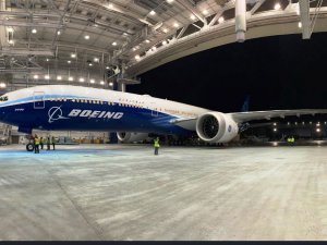 Boeing 777X'in test uçuşu yarın yapılacak