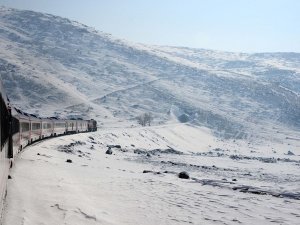 Yarıyılda tatilcilerin gözdesi: Vangölü Ekspresi