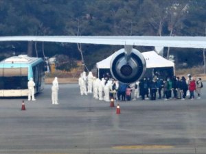 Rusya, Çin'den Almanları tahliye eden uçağın Moskova'ya inmesine izin vermedi