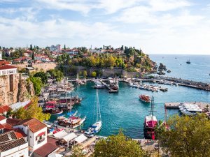 Antalya, turizmde 2020'ye rekorla başladı
