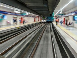 İstanbullular geceleri metroyu tercih ediyor